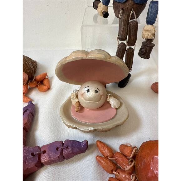 Vintage 6 Anthromorphic Nautical Figurines Sailor with Seacrratures Sitters - Picture 2 of 13